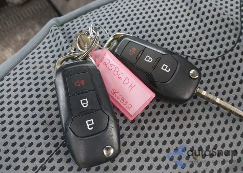 2022 Ford F-150 Xl из США, поврежденный, VIN 1FTMF1CB8NKD24554